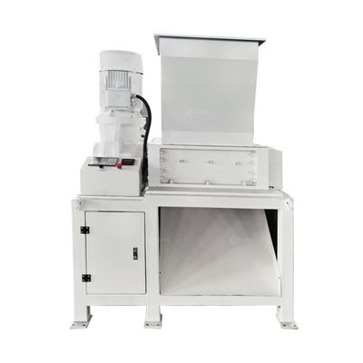 800-5000kg/h Capacidad pequeña trituradora de doble eje para el papel para satisfacer las necesidades del cliente