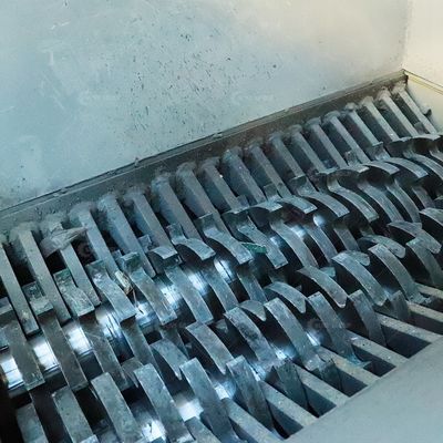 Equipo de reciclado de residuos en estiércol controlado por PLC para la gestión sostenible de residuos
