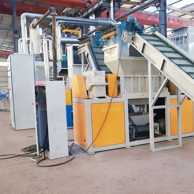 Máquina de reciclaje de paneles solares personalizada El equipo esencial para el reciclaje de chatarra