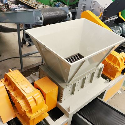 Trituradora de doble eje controlada por PLC para el reciclaje de papel plástico de caja de cartón de madera