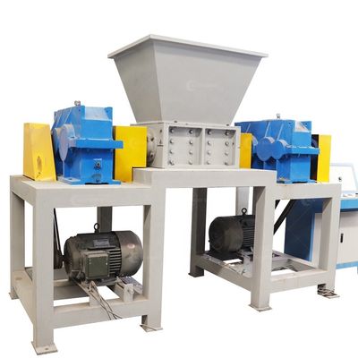 9CrSi/D2/SKD-11 Material de las cuchillas Máquina trituradora de plástico de doble eje para neumáticos de desecho