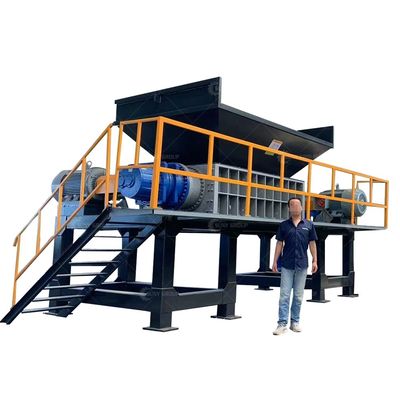 PLC controlado por doble eje de la máquina de trituración de paletas de madera para su requisito