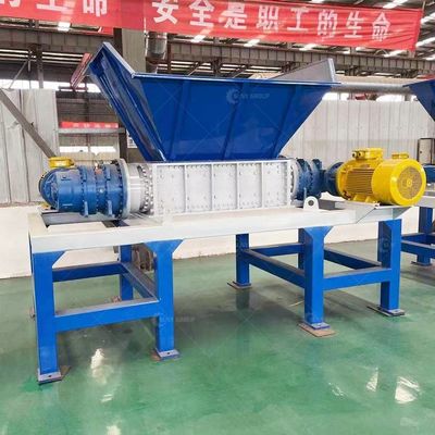 Máquina de trituración de residuos eléctricos de aluminio de dos ejes controlada por PLC