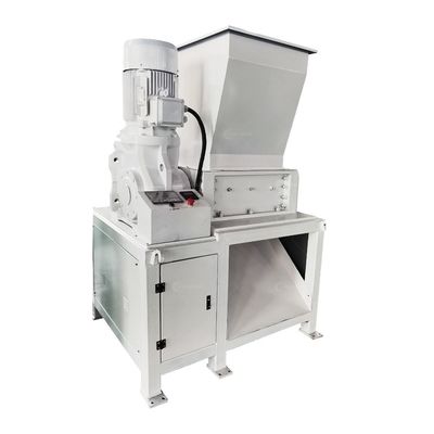 800-5000kg/h Capacidad pequeña trituradora de doble eje para el papel para satisfacer las necesidades del cliente