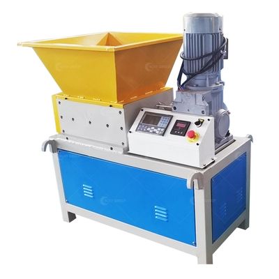 800-5000kg/h Capacidad pequeña trituradora de doble eje para el papel para satisfacer las necesidades del cliente